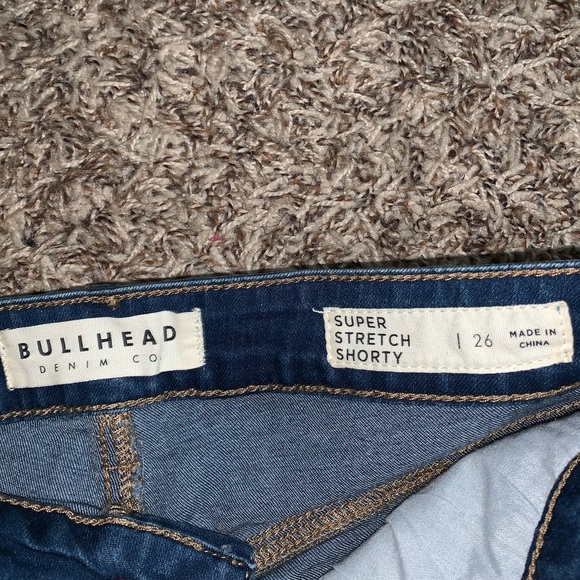 Pacsun Bullhead denim shorts - Picture 3 of 3